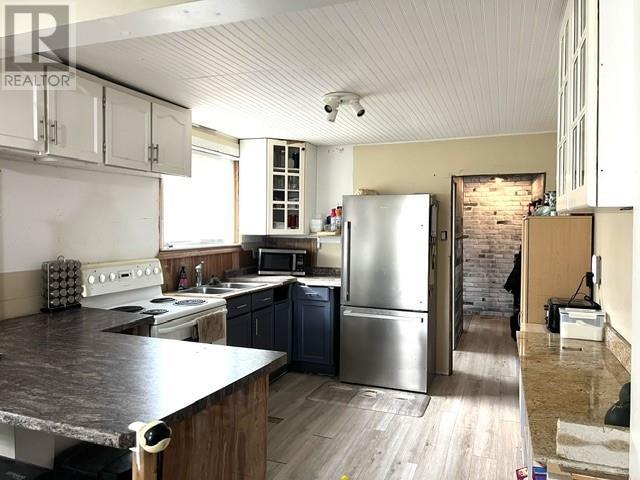 3342 Elm Street - Image 4
