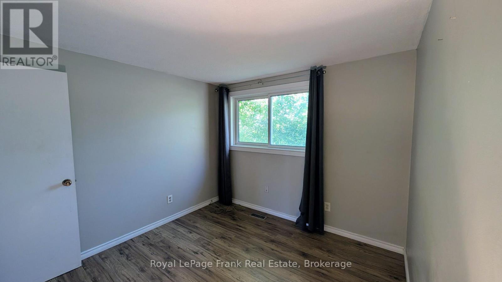 582 LAKEVIEW AVENUE - Image 11