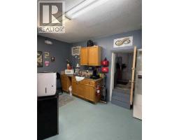 5312 49 Avenue, Taber, AB T1G1T8 Photo 7