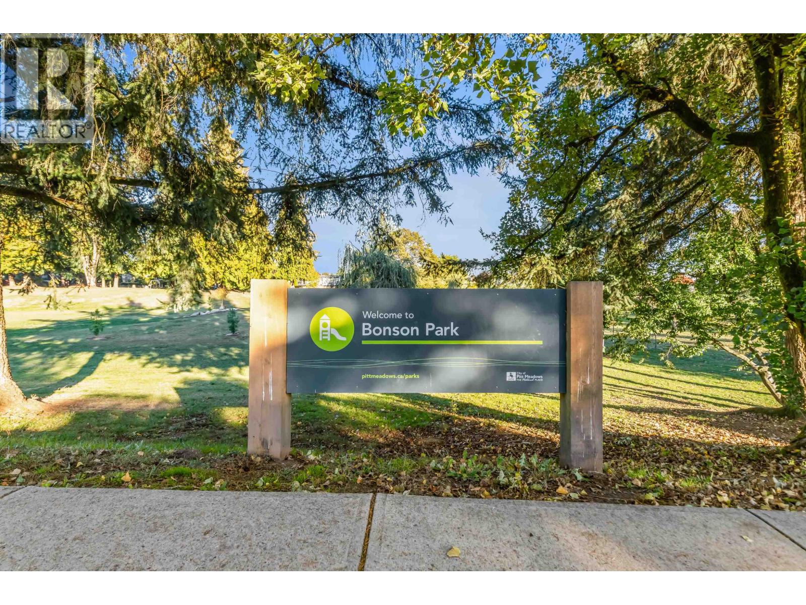19765 WILDCREST AVENUE, Pitt Meadows