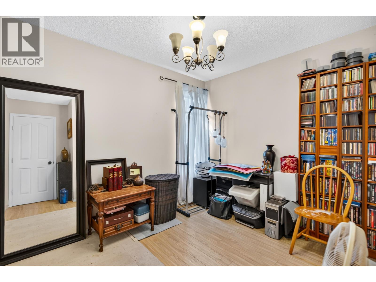 19765 WILDCREST AVENUE, Pitt Meadows