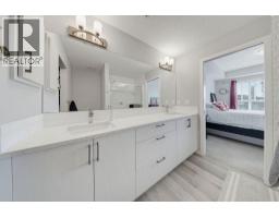 204, 300 Harvest Hills Place NE - photo 15