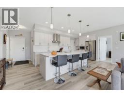 204, 300 Harvest Hills Place NE - photo 2