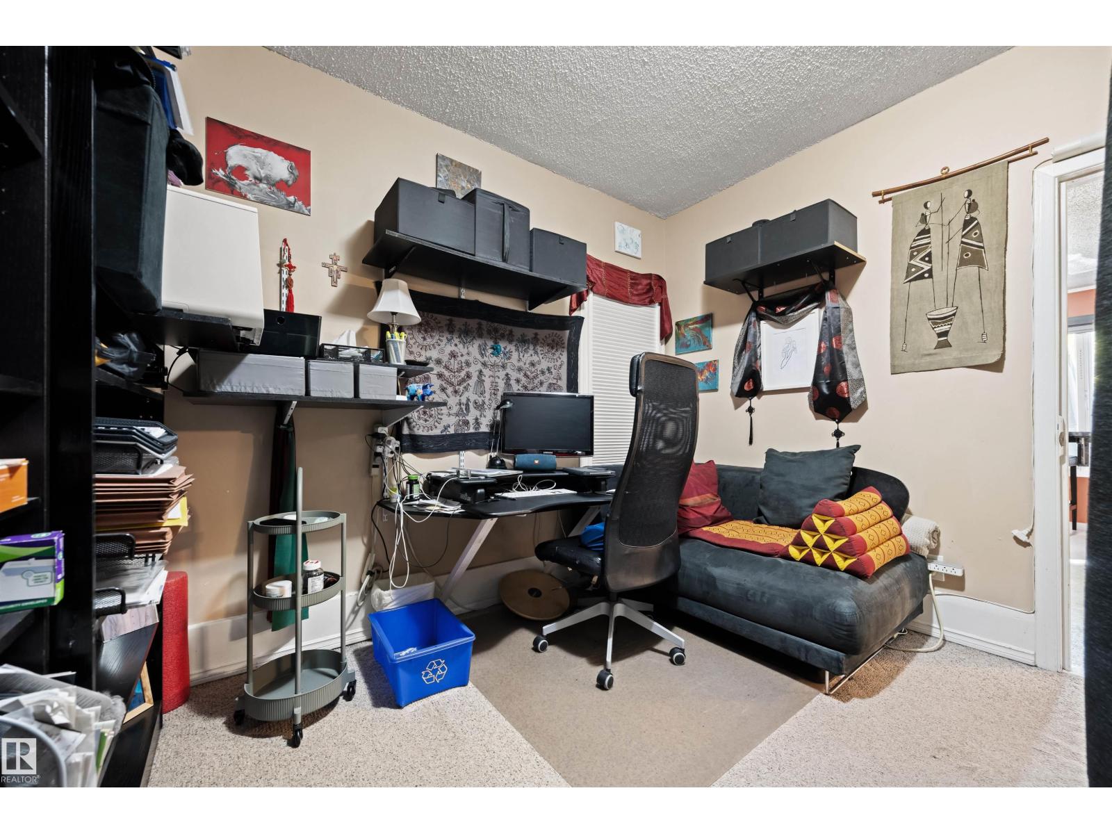9851 85 AV NW - Image 16