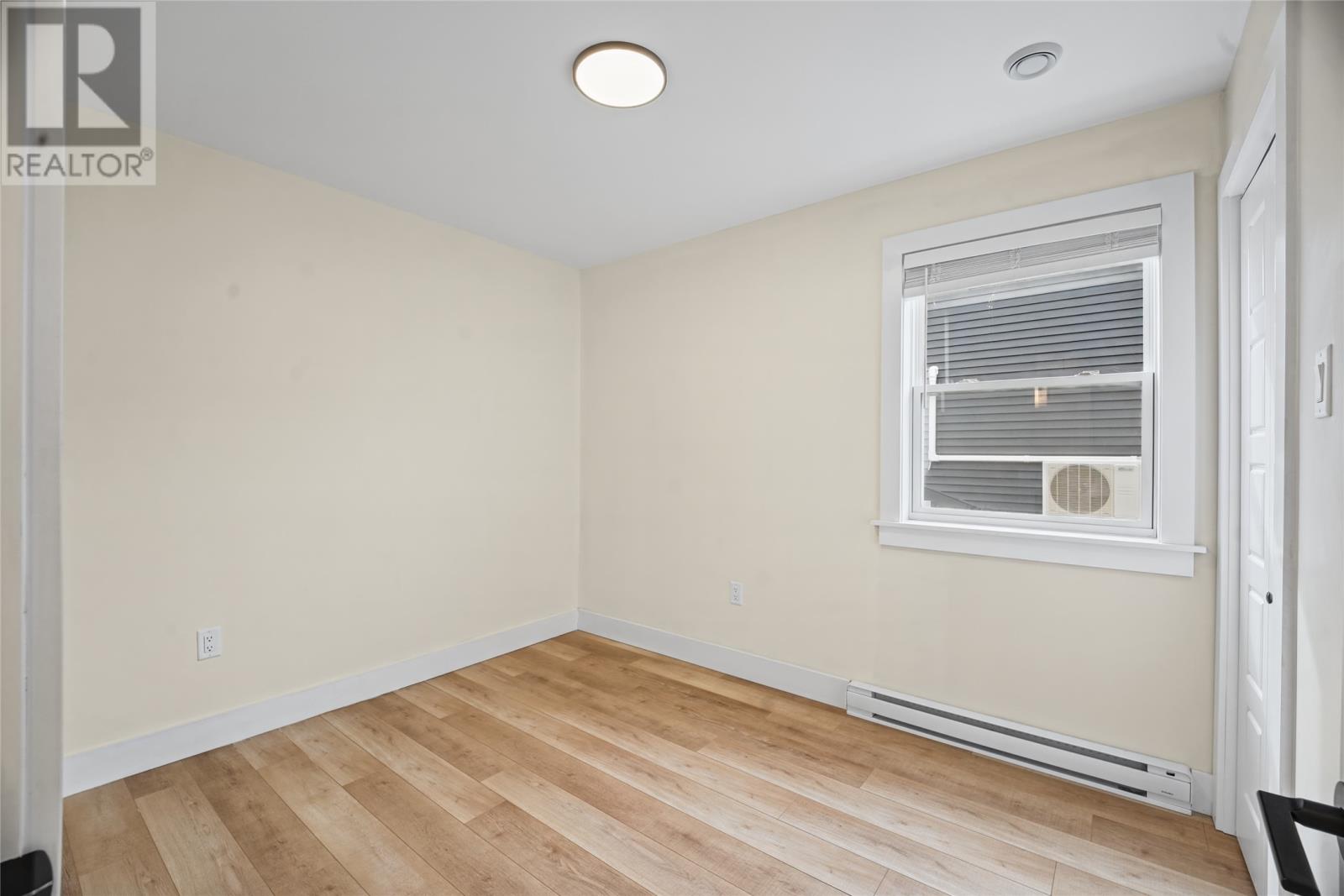 8 Shriners Road - 19
