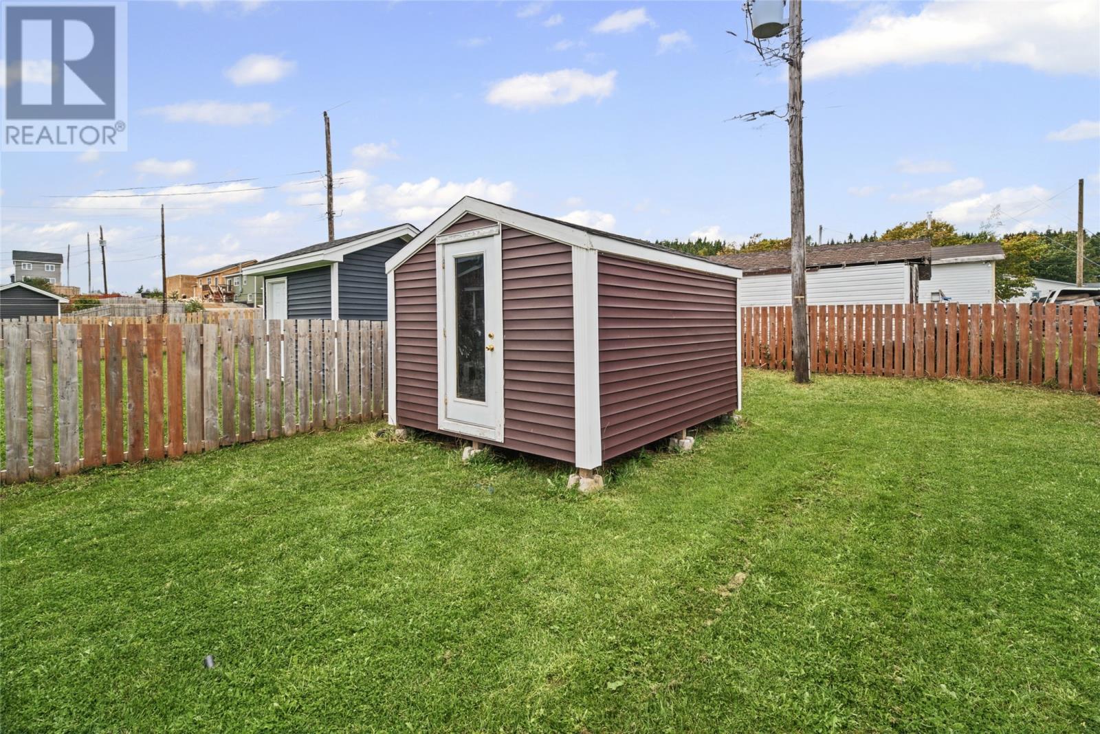 8 Shriners Road - 35