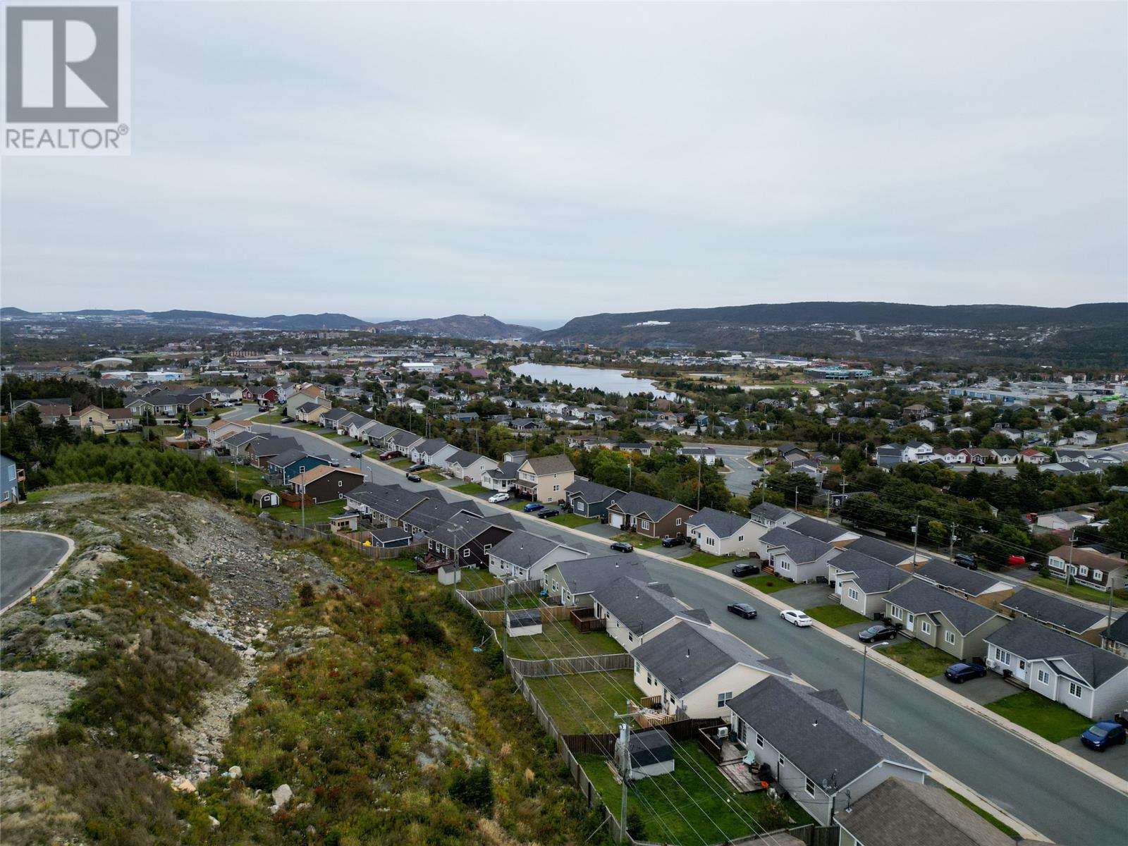 8 Shriners Road - 38