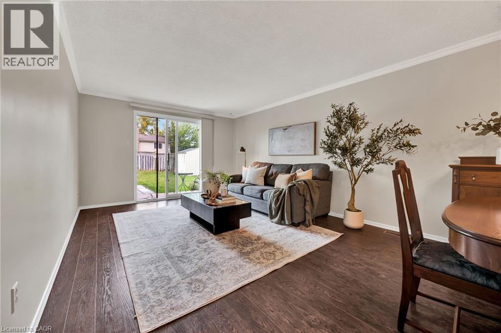 42 BLACKWELL Drive, Kitchener — photo 8