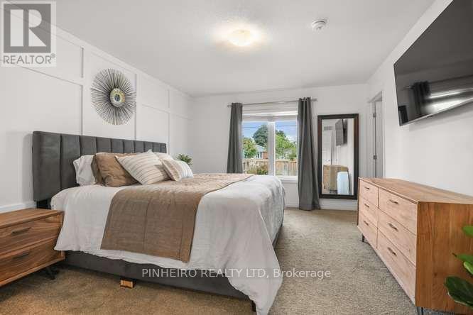 36 HONEY BEND - Image 25