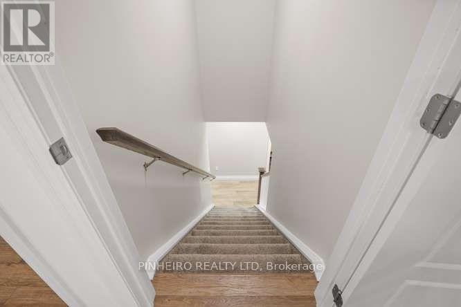 36 HONEY BEND - Image 30