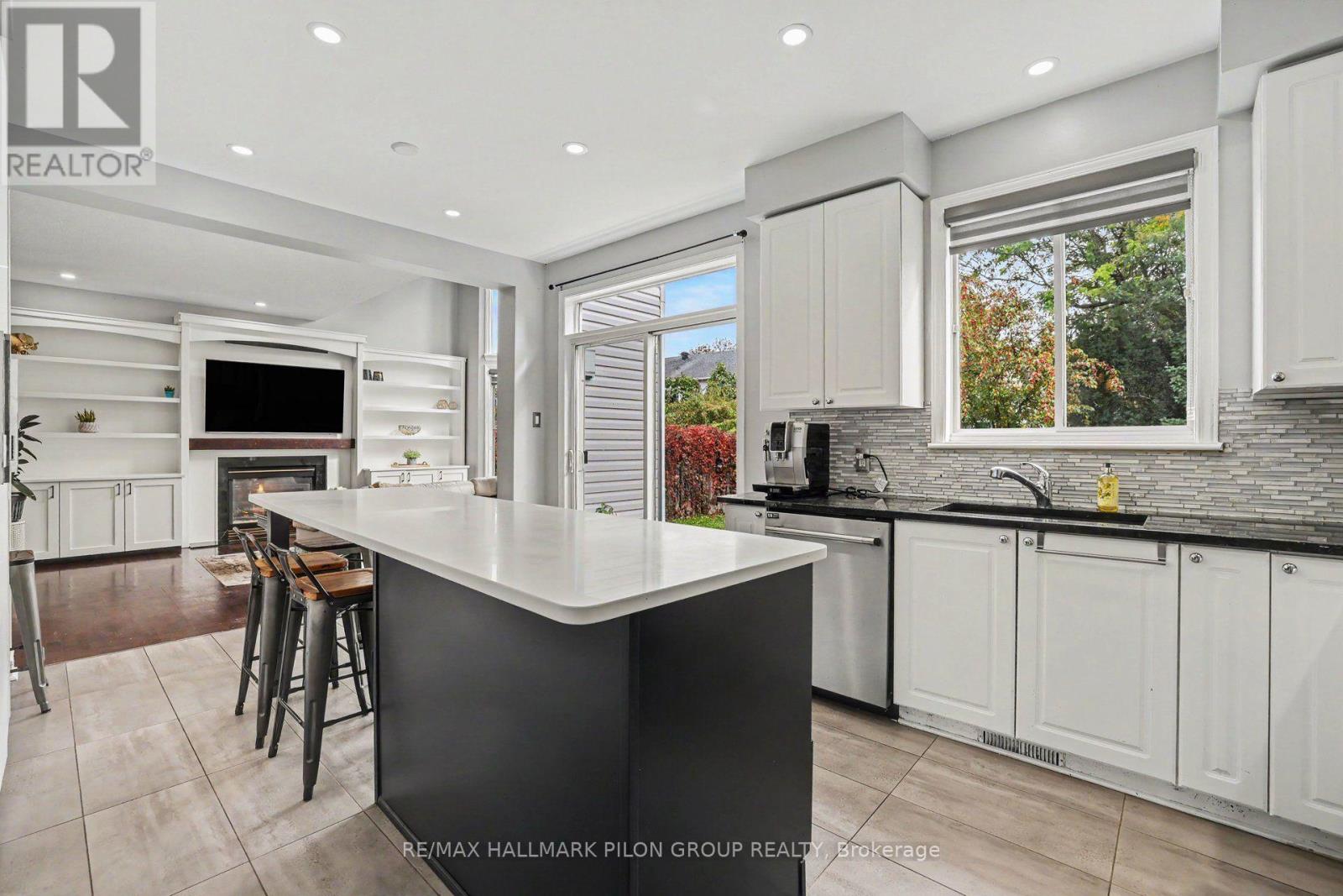 4377 RAINFOREST DRIVE - Image 8