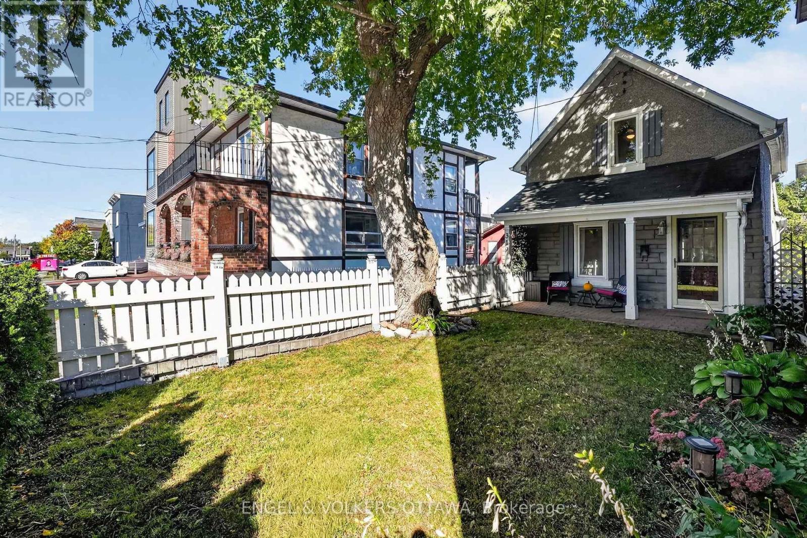 319 SAVARD AVENUE - 4