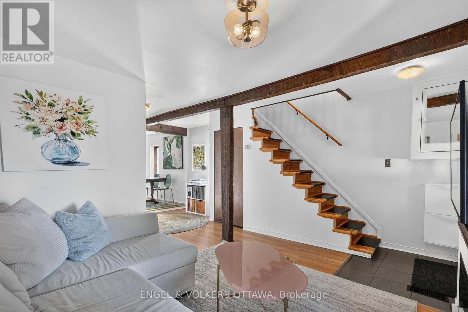 319 SAVARD AVENUE - 9