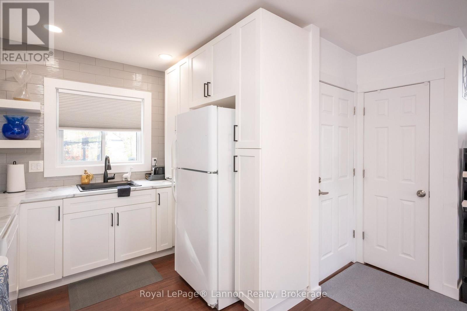 234 AMELIA ST STREET E - Image 18