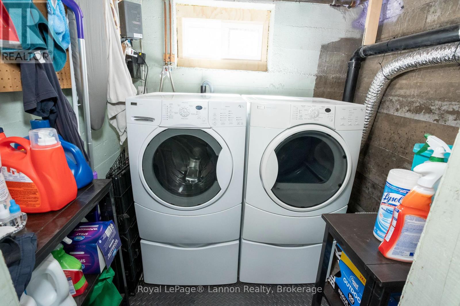 234 AMELIA ST STREET E - Image 48