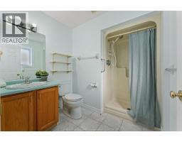 2311 Amy Lynn Park, Windsor, ON N9E4N3 Photo 14