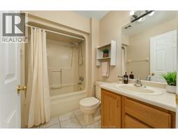 2311 Amy Lynn Park, Windsor, ON N9E4N3 Photo 16
