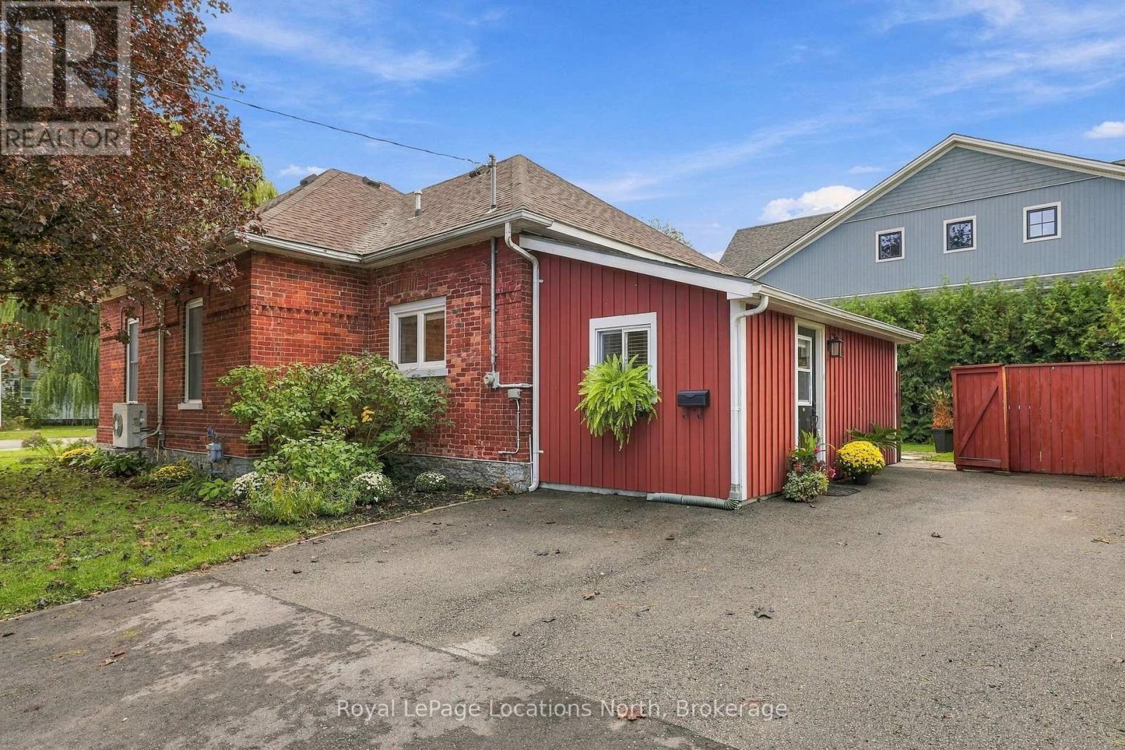 264 SAINT PAUL STREET - Image 36