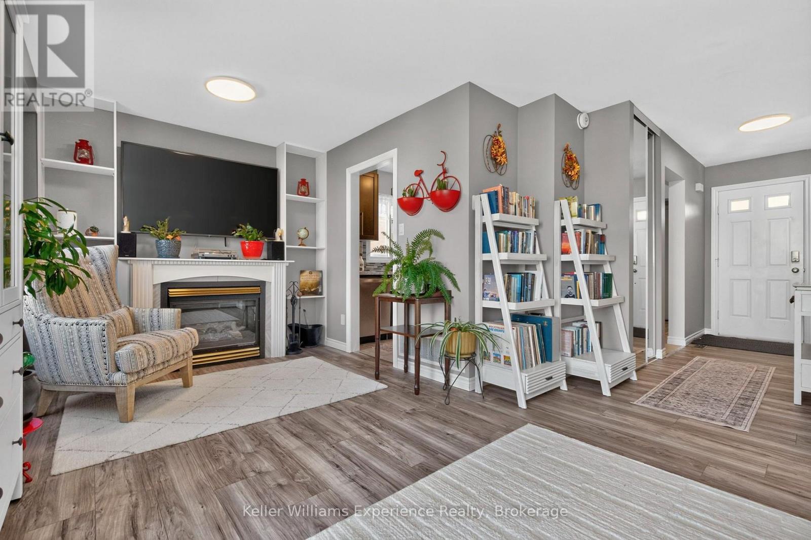 13 LINDSAY COURT - Image 17
