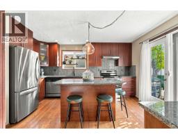 Bedroom - 296 Woodbine Boulevard Sw, Calgary, AB T2W4K7 Photo 8