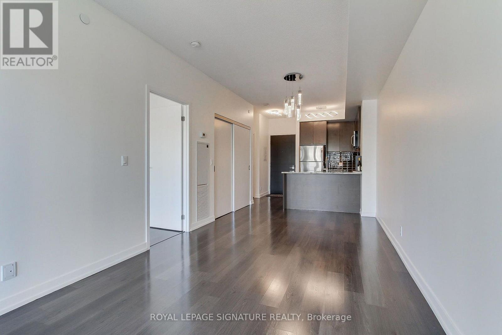 1913- 98 Lillian Street, Toronto, ON photo 23
