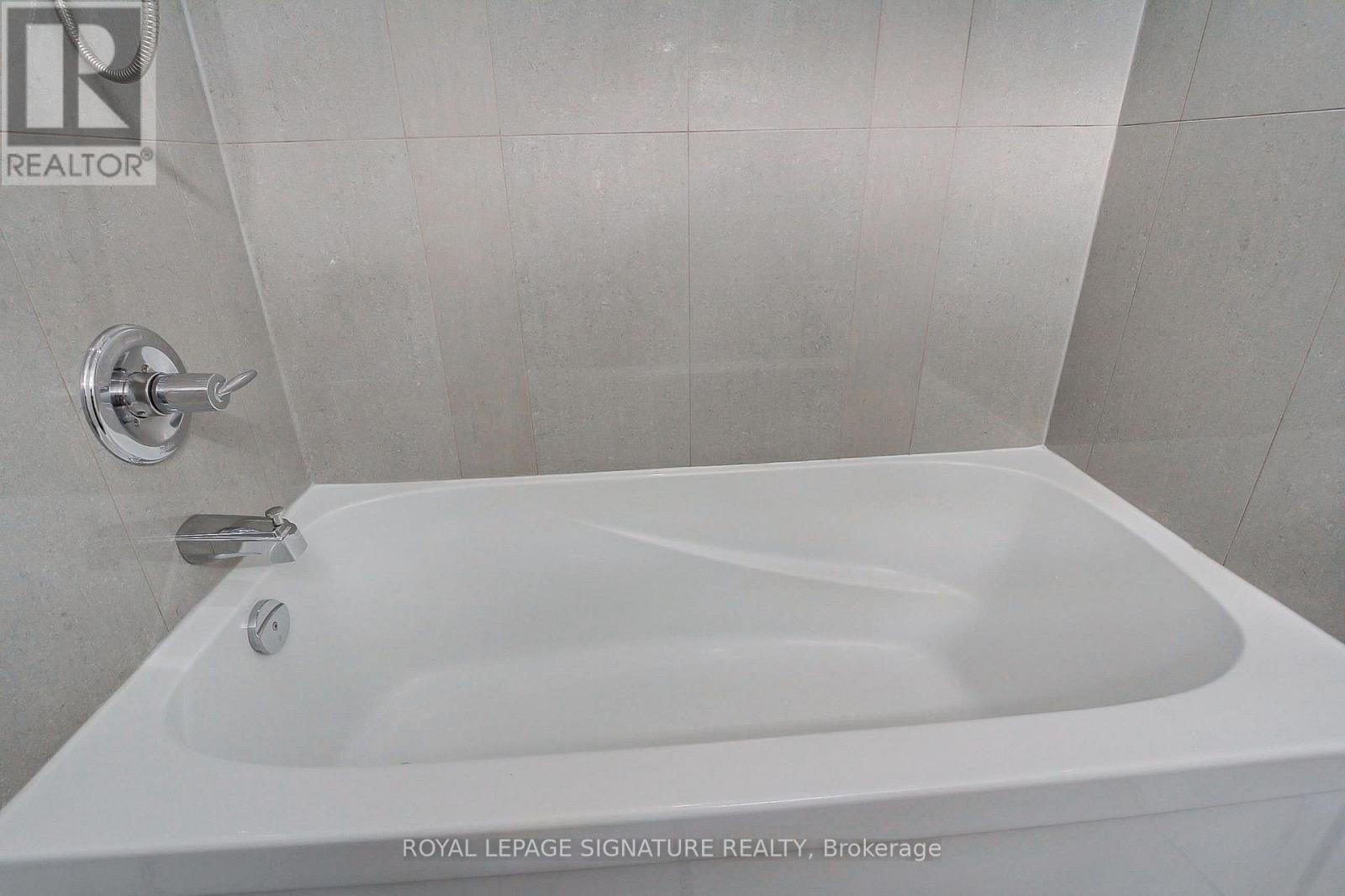 1913- 98 Lillian Street, Toronto, ON photo 30