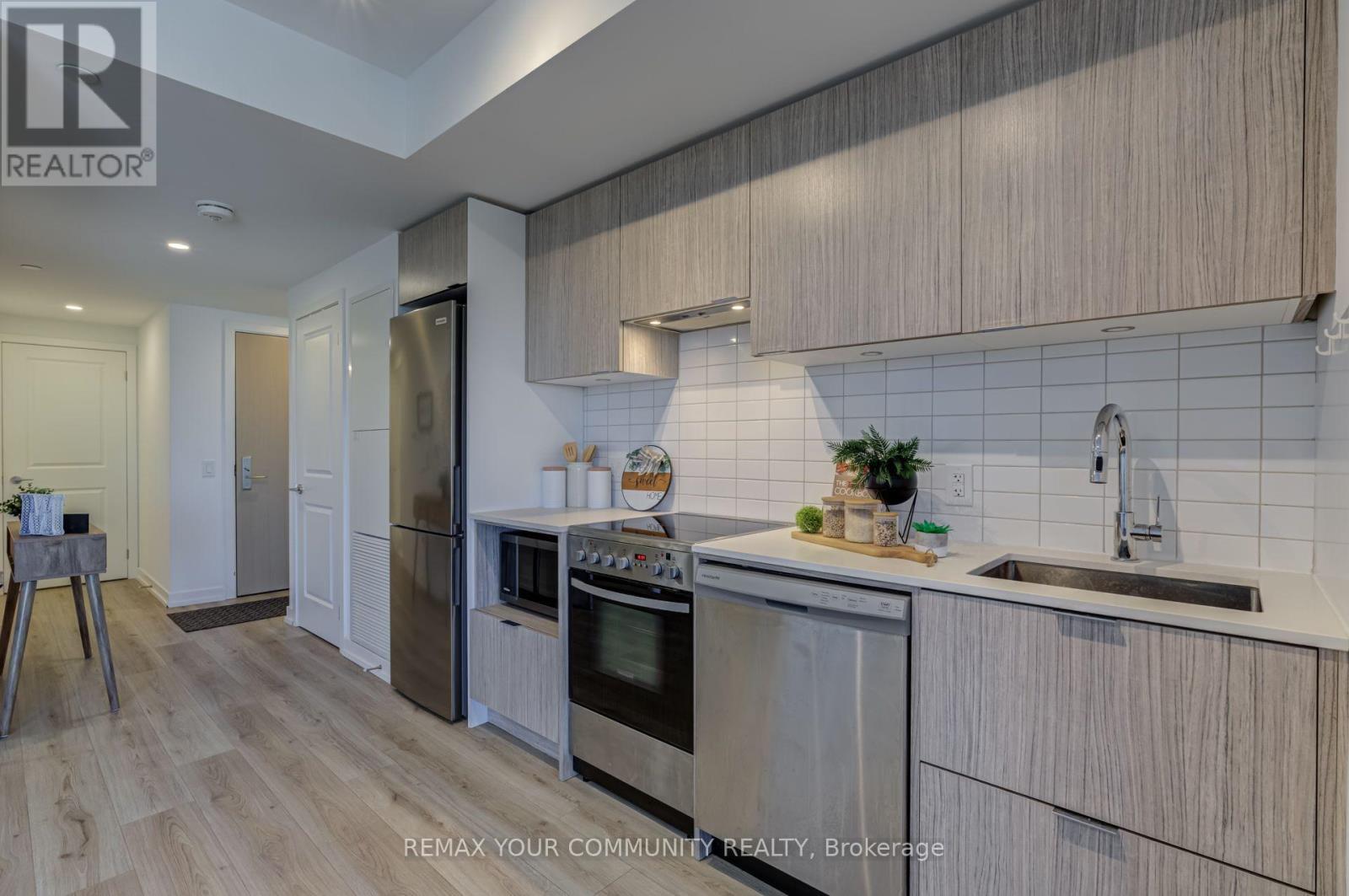 1706- 395 Bloor Street East, Toronto, ON photo 12