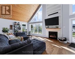 Living room - 68 North Street N, Ashfield Colborne Wawanosh, ON N7A3X9 Photo 15