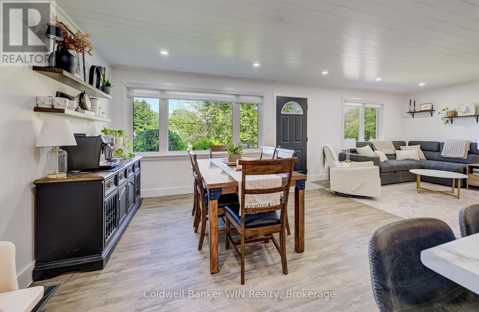 560 WATERLOO STREET - Image 14