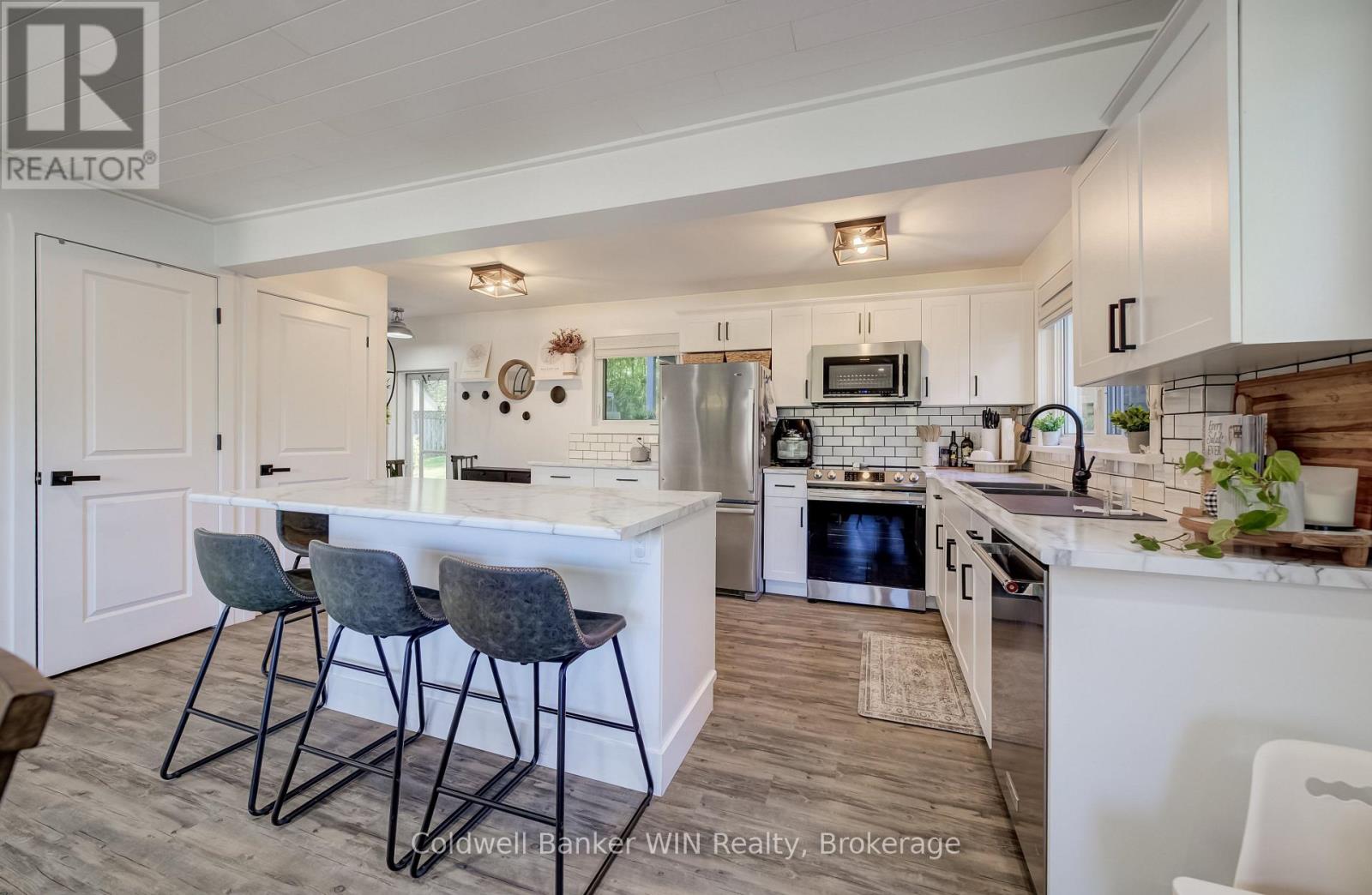 560 WATERLOO STREET - Image 5