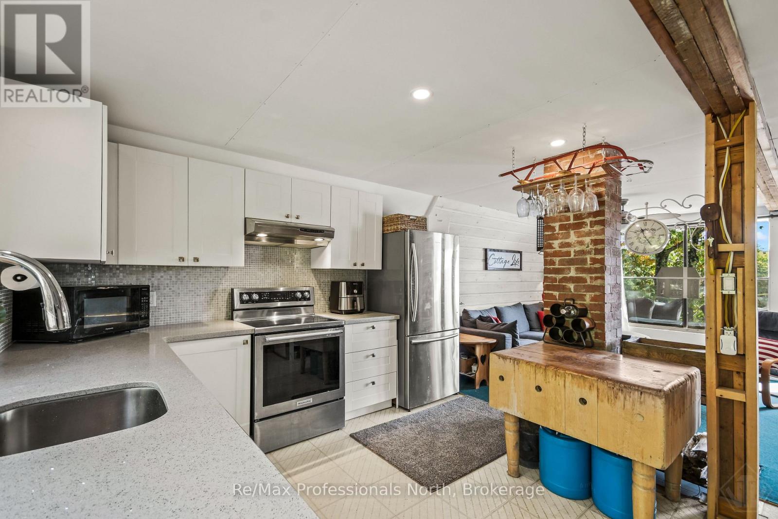 1039 ANN STREET, Muskoka Lakes (Wood (Muskoka Lakes)) — photo 5