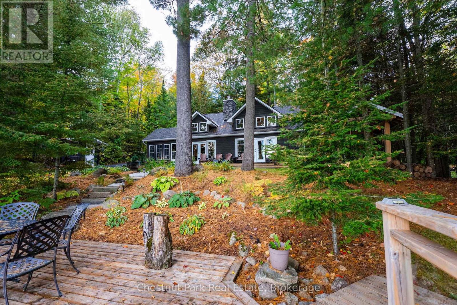 1095 BAYVIEW AVENUE - Image 32