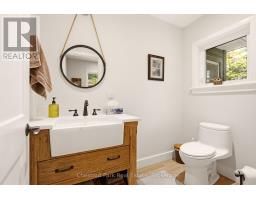 1095 Bayview Avenue, Lake Of Bays, ON P0B1A0 Photo 16