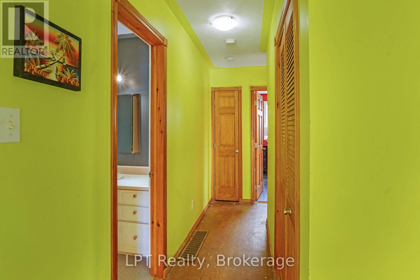 629 JOHN STREET - Image 19