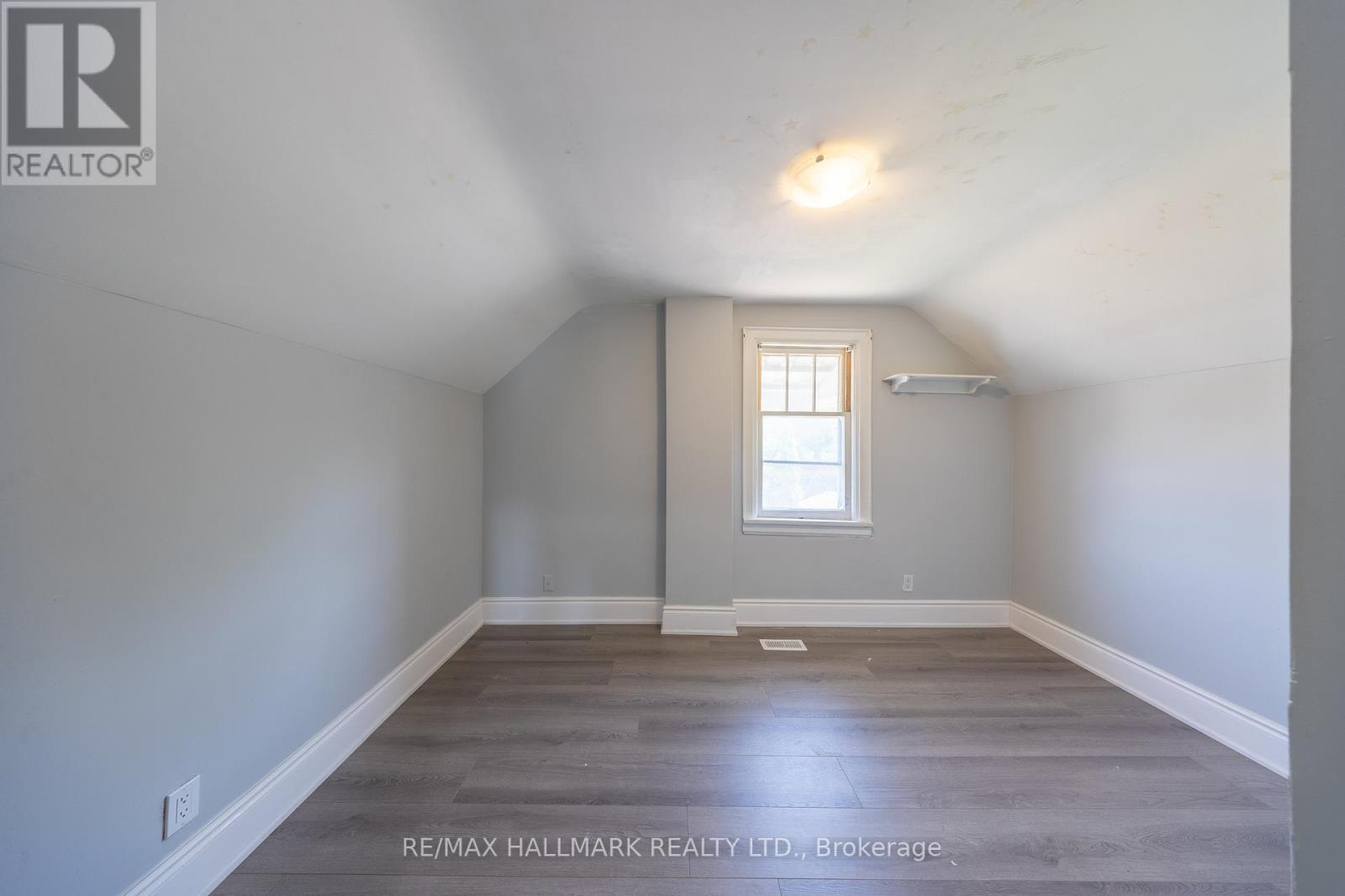 559 Ritson Road South, Oshawa, ON photo 16
