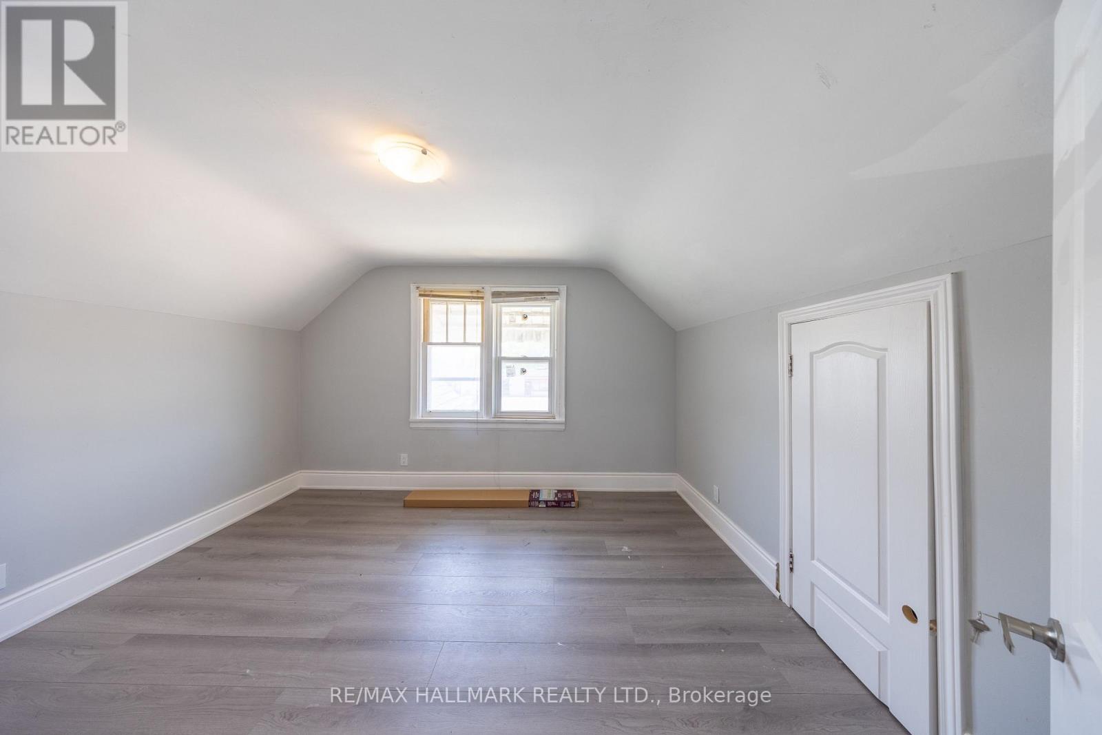559 Ritson Road South, Oshawa, ON photo 19