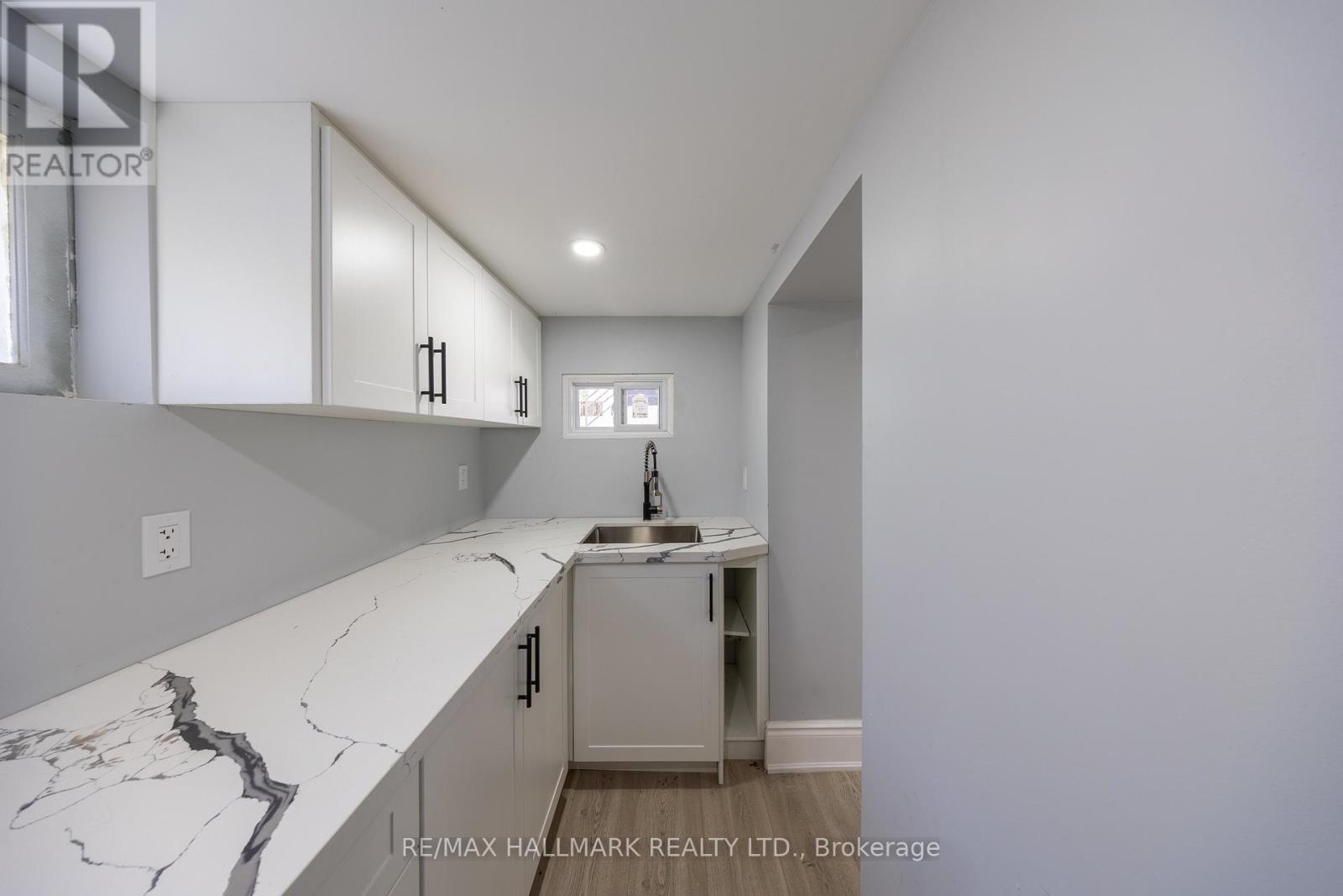 559 Ritson Road South, Oshawa, ON photo 27