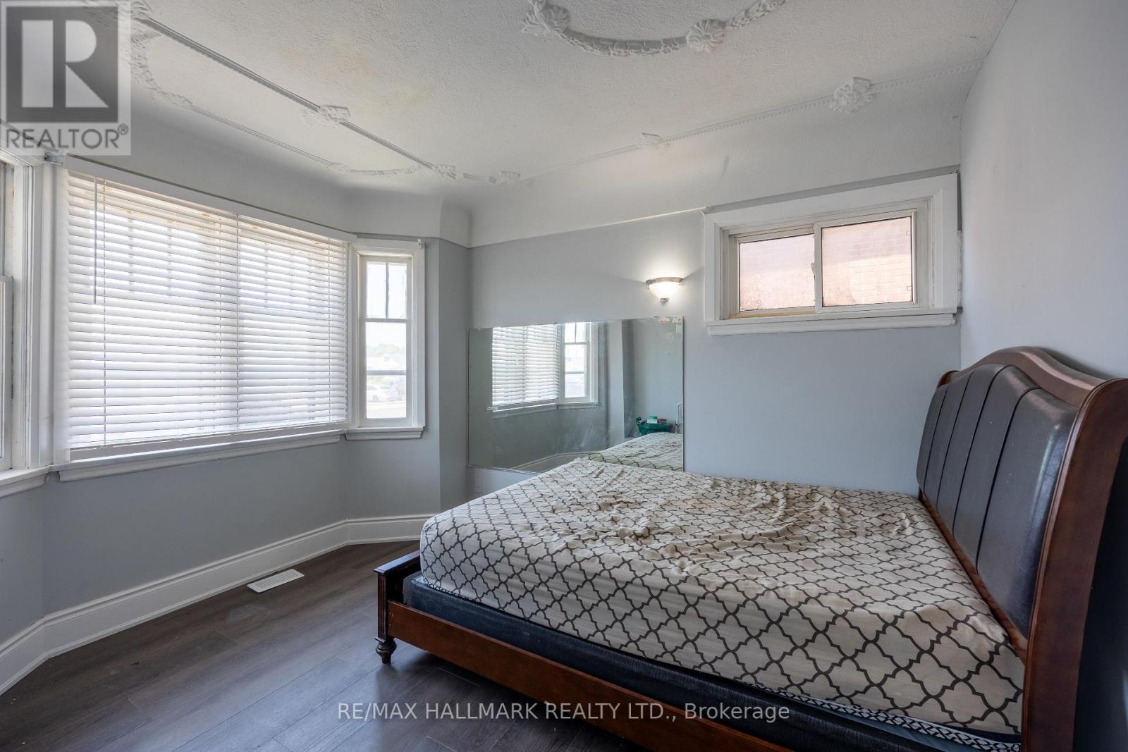 559 Ritson Road South, Oshawa, ON photo 7