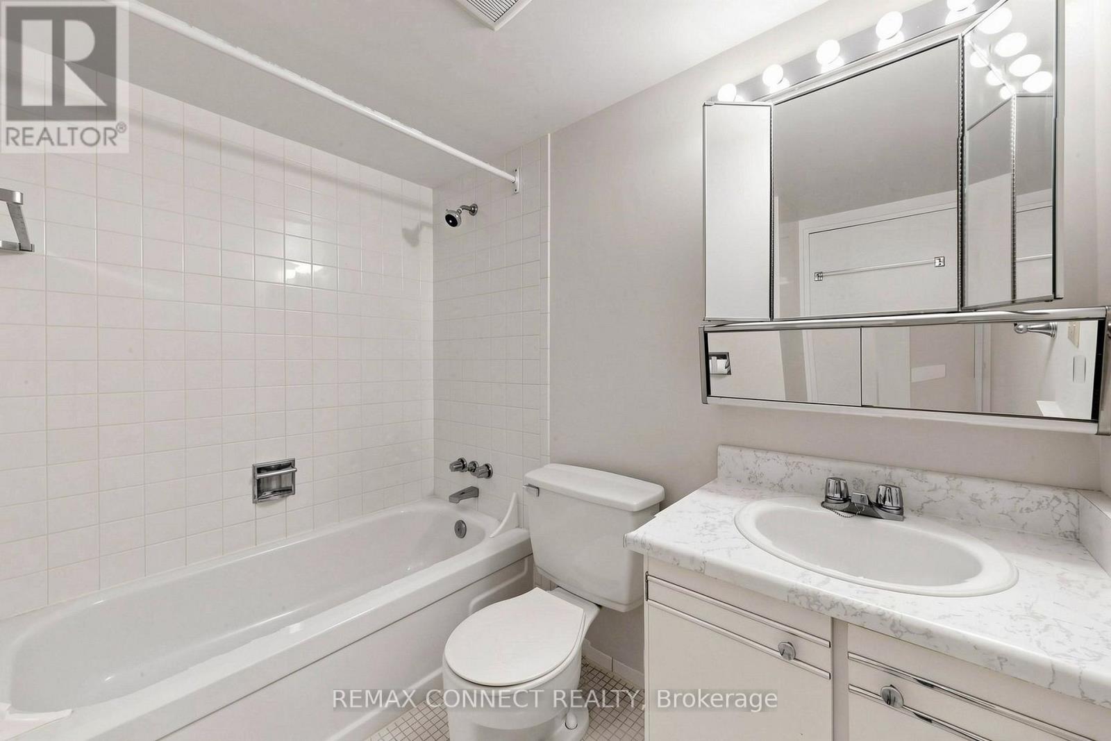 #1614 121 LING ROAD - 30