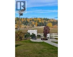 Primary Bedroom - 10, 33139 Range Road 55, Rural Mountain View County, AB T0M1X0 Photo 7