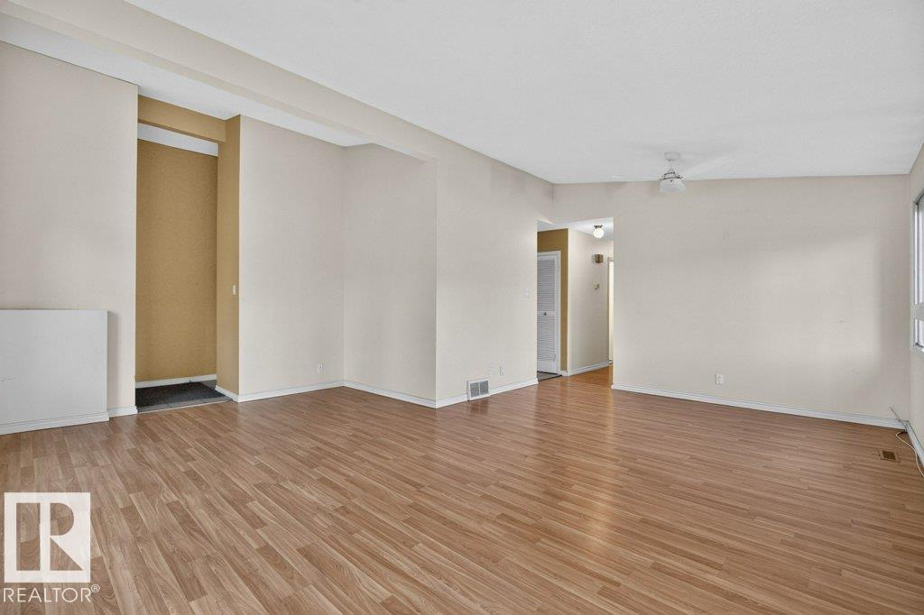 8612 175 ST NW - 7