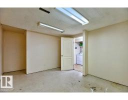 8612 175 St Nw, Edmonton, AB T5T0N8 Photo 47