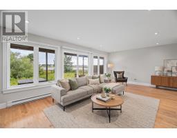 Unit 11 - 28 Lions Crescent thumbnail 35