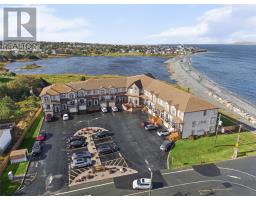 Unit 11 - 28 Lions Crescent thumbnail 5