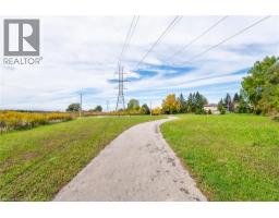 243 Chapel Hill Drive, Kitchener, ON N2R1N3 Photo 7