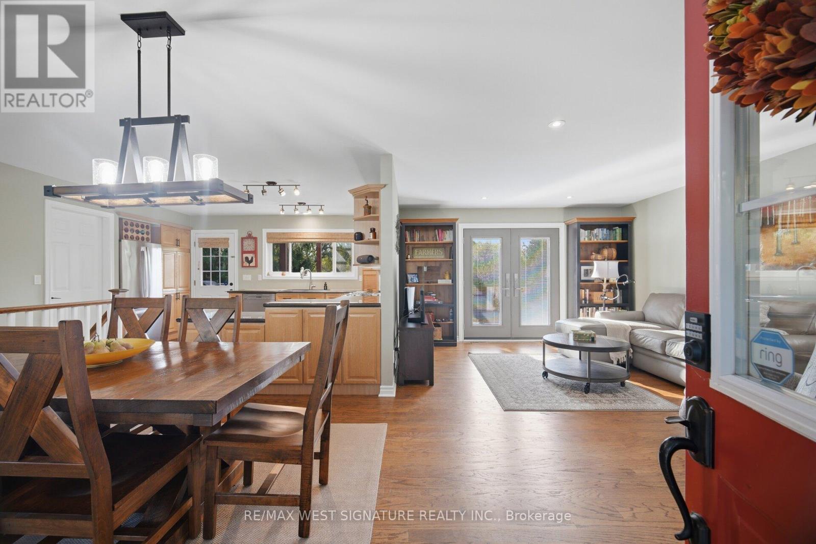 445 MAIN STREET - 5