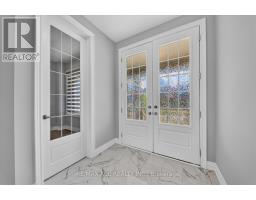 Primary Bedroom - 10 Hitching Post Road, Georgina, ON L4P2E7 Photo 8