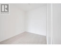 1506 - 5 Buttermill Avenue, Vaughan, ON L4K0J5 Photo 12