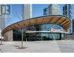 1506 - 5 Buttermill Avenue, Vaughan, ON L4K0J5 Photo 22