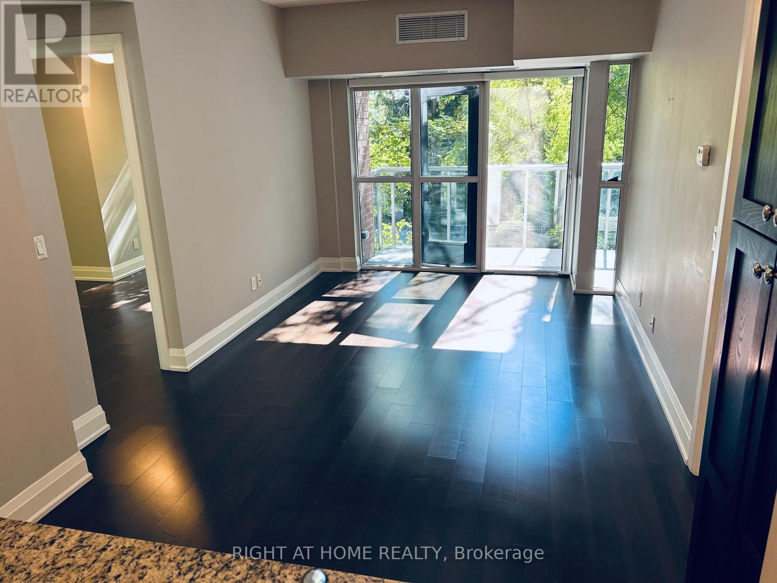 207- 8302 Islington Avenue, Vaughan, ON photo 12
